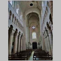 Abbatiale Saint-Genou, photo Paul Pérucaud, tripadvisor,12.jpg